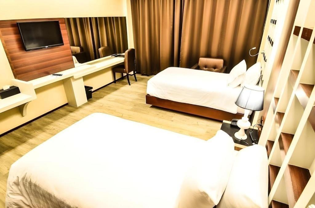 Alvarez Hotel Buriram Dış mekan fotoğraf
