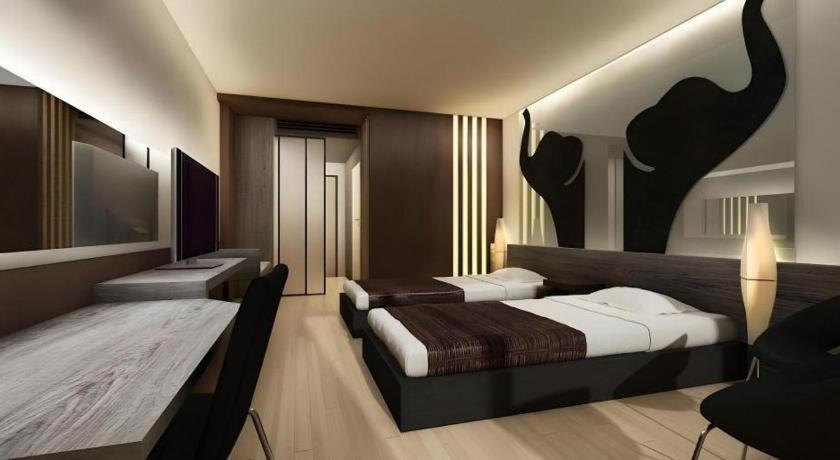 Alvarez Hotel Buriram Dış mekan fotoğraf