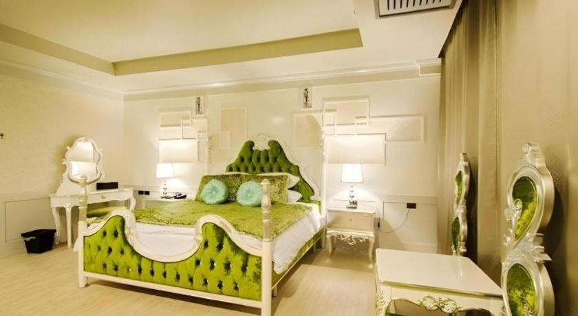 Alvarez Hotel Buriram Dış mekan fotoğraf