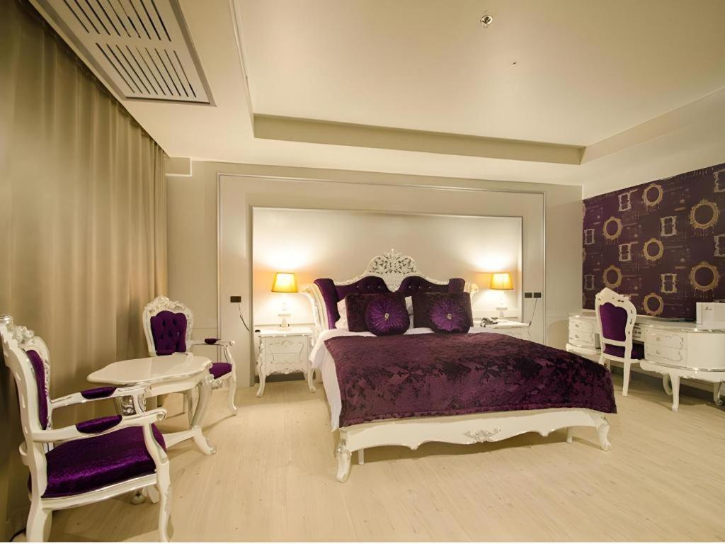 Alvarez Hotel Buriram Dış mekan fotoğraf
