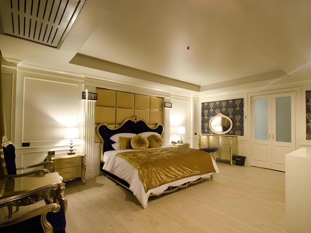 Alvarez Hotel Buriram Dış mekan fotoğraf