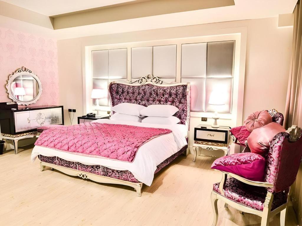 Alvarez Hotel Buriram Dış mekan fotoğraf