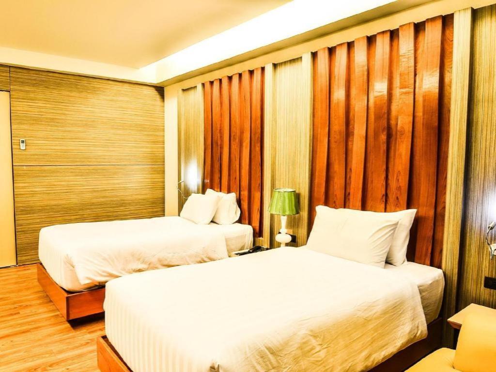 Alvarez Hotel Buriram Dış mekan fotoğraf